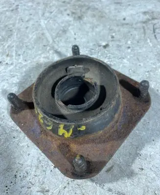 Mazda 626 Coil spring mount 
