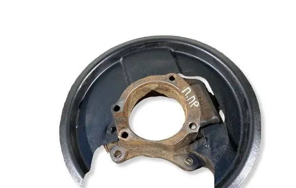 Land Rover Discovery Front wheel hub spindle knuckle 