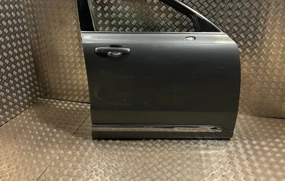 Volvo XC90 Front door