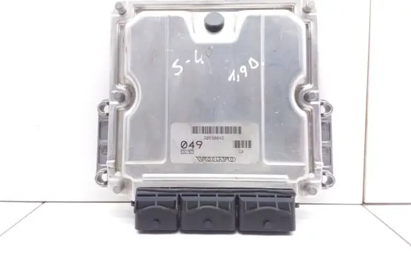 Volvo S40, V40 Engine control unit/module 30630049 0281010440