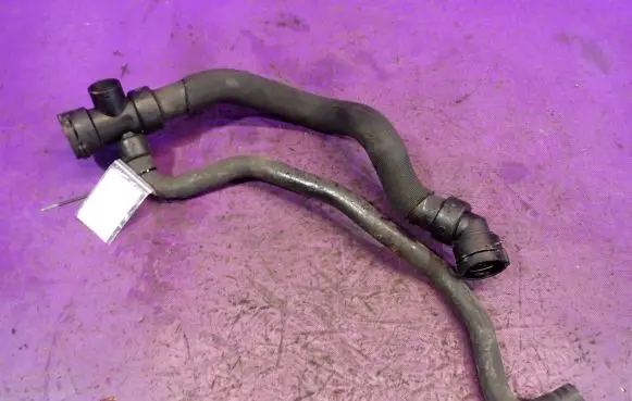 Audi A4 S4 B6 8E 8H Engine coolant pipe/hose 8E0121055N