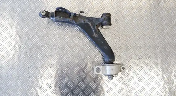 Lexus IS 220D-250-350 Front lower control arm/wishbone 4864030290