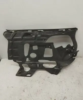 Volvo V60 Front bumper mounting bracket 31323840