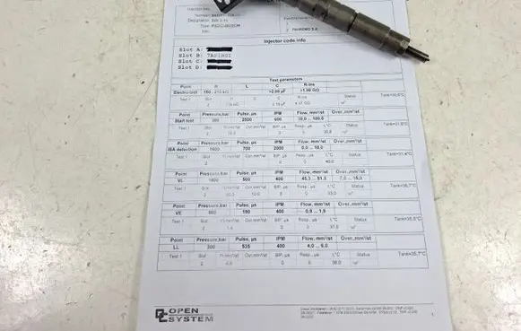 BMW 3 E90 E91 Fuel injector 7805428