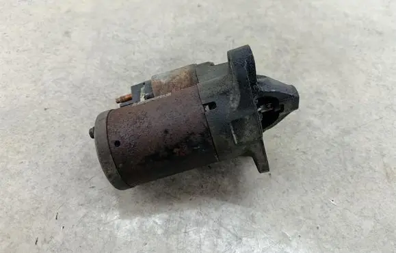 Renault Modus Starter motor 8200298371