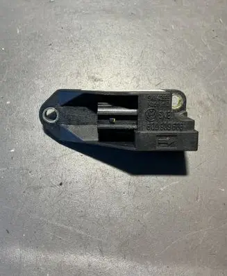 Volkswagen PASSAT B5.5 Airbag deployment crash/impact sensor 6Q0909606