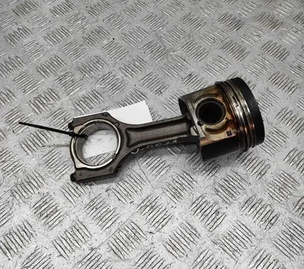 BMW 5 F10 F11 Piston 8508023 7805329