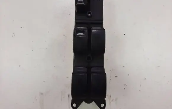 Mitsubishi Grandis Electric window control switch