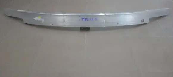 Tesla Model 3 Front bumper support beam 1104667-CN-L