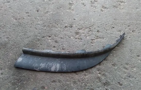 Opel Astra J Front bumper lip 