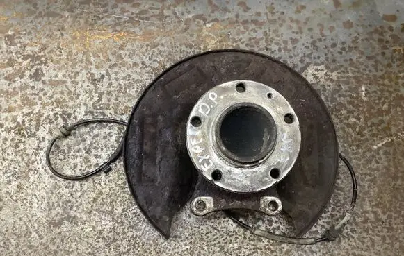Peugeot Expert Rear wheel hub