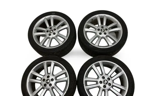 Jaguar XJ X350 R12 alloy rim UK123 MGM123