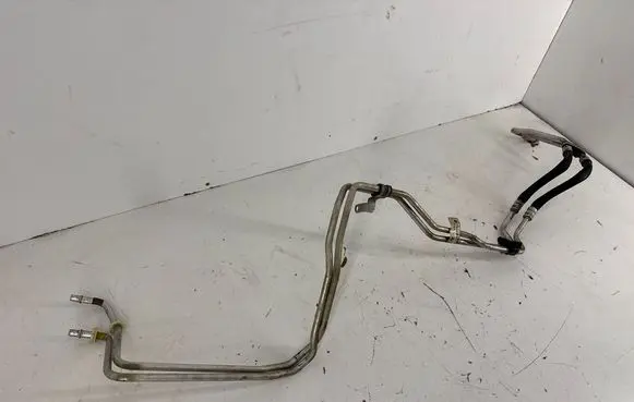 Jeep Grand Cherokee Gearbox oil cooler pipe/hose 68244058AB 68244058AA