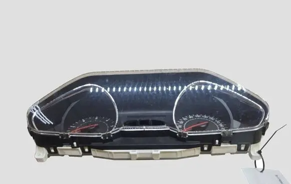 Peugeot 208 I Speedometer (instrument cluster) 9674643080