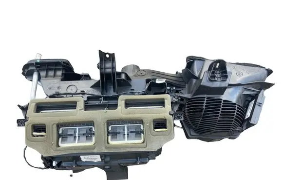 Dodge Challenger Interior heater climate box assembly P68430171AA 68430171AA 68430171