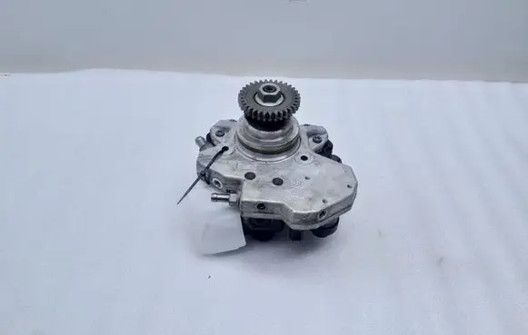 Mercedes-Benz ML W166 Fuel injection high pressure pump 0445010244 A6420701201