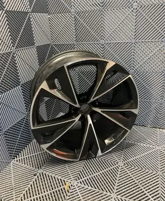 Audi RS6 C8 R22 alloy rim 4K0601025BC