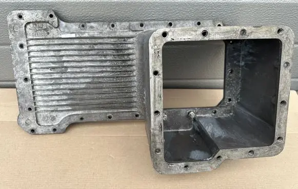 Jeep Cherokee XJ Oil sump 90862050F 4778935