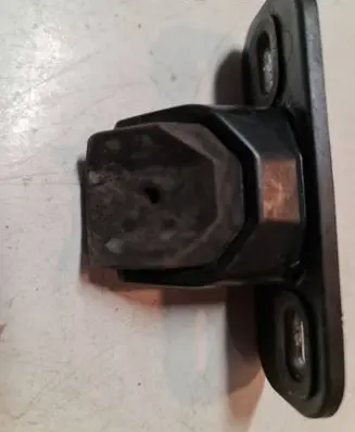 Volkswagen Caddy Tailgate/trunk/boot hinge 2K0827679A