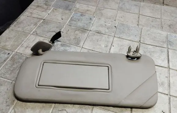 Peugeot 407 Sun visor