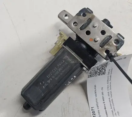 Mercedes-Benz S W221 Seat adjustment motor 0390203254
