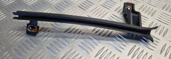 Ford Explorer Front door windshield rail 5L2478214A32AB