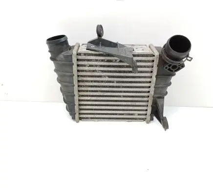 Skoda Fabia Mk2 (5J) Intercooler radiator 6Q0145804G 880648MA 862397UH