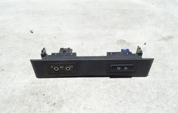 BMW X5 E53 AUX in-socket connector 8368346 8368345