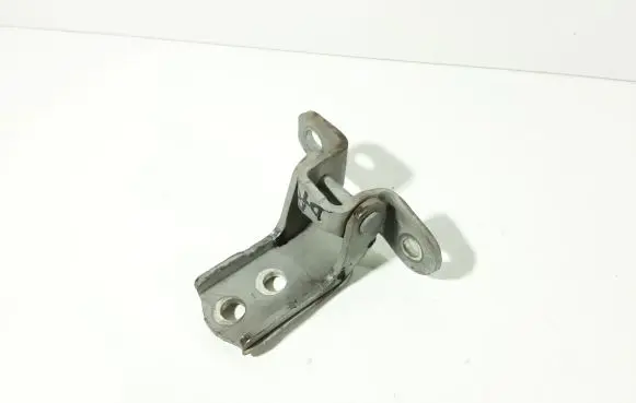 Toyota Yaris Front door upper hinge