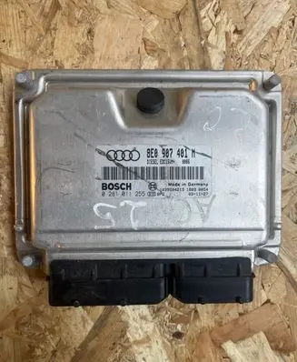 Audi A6 S6 C5 4B Engine control unit/module 8E0907401M 1039S04219 0281011255