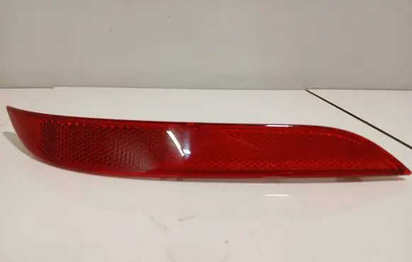 BMW 5 E60 E61 Rear tail light reflector 6915040