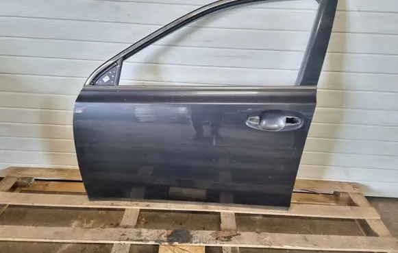 Subaru Outback Front door