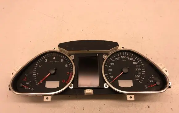 Audi A6 S6 C6 4F Speedometer (instrument cluster) 4F0920901F 4F0910900C