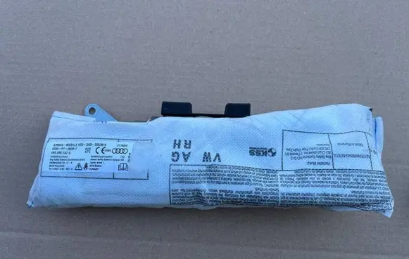 Audi A7 S7 4K8 Seat airbag 4K8880242G