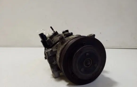 KIA Sportage Air conditioning (A/C) compressor (pump) F500NFFEA02