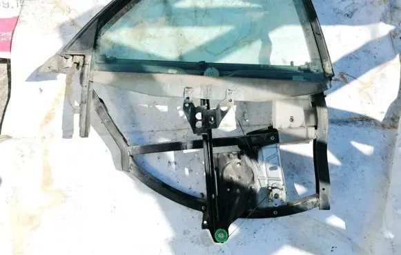 Audi A4 S4 B5 8D Rear door window/glass frame 