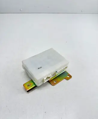 Nissan Elgrand Door central lock control unit/module 28450WL100 4608