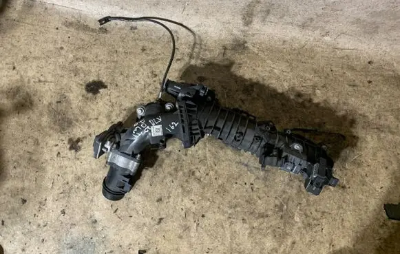 BMW 3 F30 F35 F31 Intake manifold 7807991