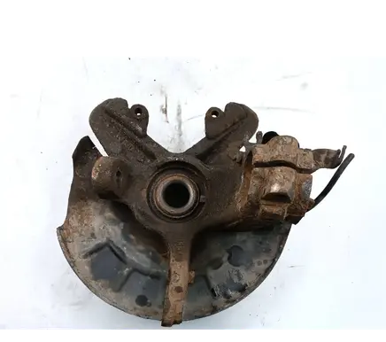 Volkswagen Fox Front wheel hub