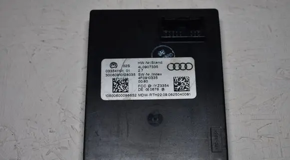 Audi Q7 4L Keyless (KESSY) go control unit/module 4L0907335