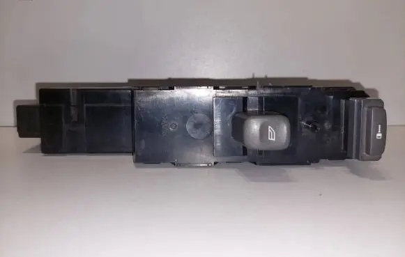 Volvo S80 Electric window control switch 9467627 15610239 98W49E
