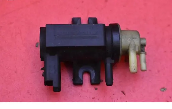 Peugeot 308 Vacuum valve 9677363880