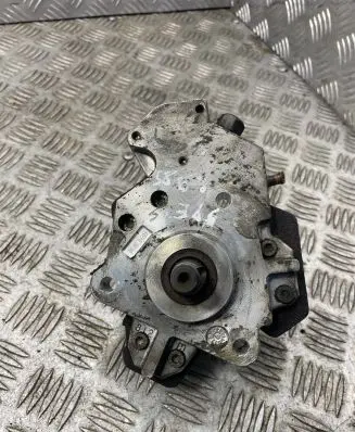 Renault Espace IV Fuel injection high pressure pump 9680000270 9728000028