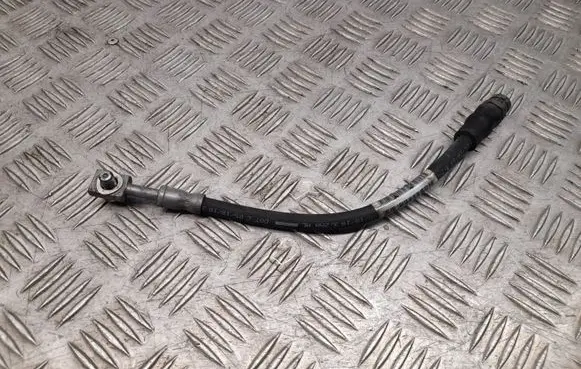 Audi Q7 4M Brake line pipe/hose 4M0611775B