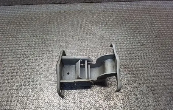 Renault Trafic III (X82) Rear door lower hinge 93867626