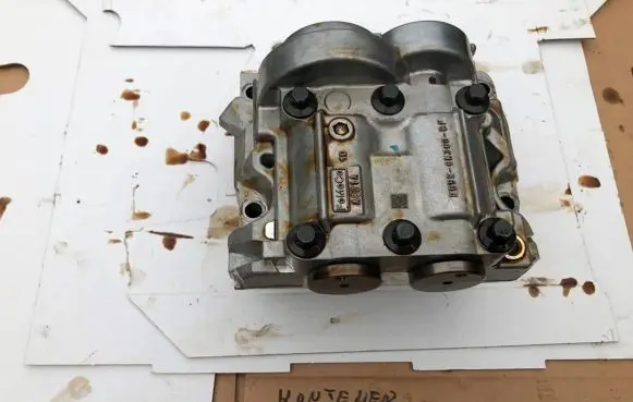 Ford Kuga III Balance shaft FB5E6K360BF
