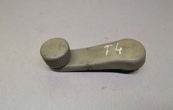 Volkswagen Transporter - Caravelle T4 Front door window winding handle 1H0837581D