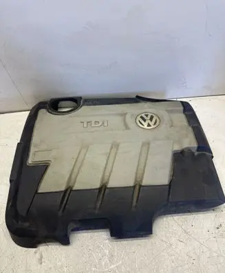 Volkswagen PASSAT B6 Engine cover (trim) 03L103925AE