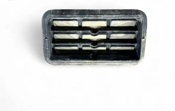Chrysler Pacifica Quarter panel pressure vent 68170766AB