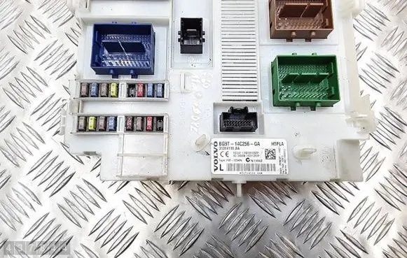 Volvo S60 Fuse box set BG9T14C256GA